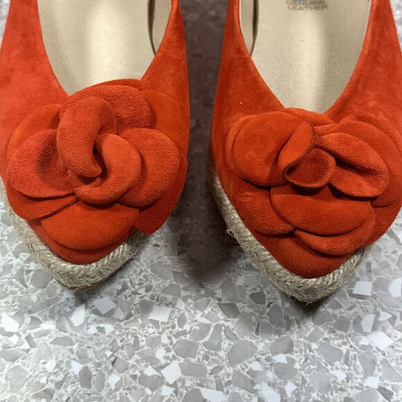 Gaimo Spain Red Suede Flats Women’s 6.5 Espadrille Slip On Flower Detail NWOB - Picture 3 of 12